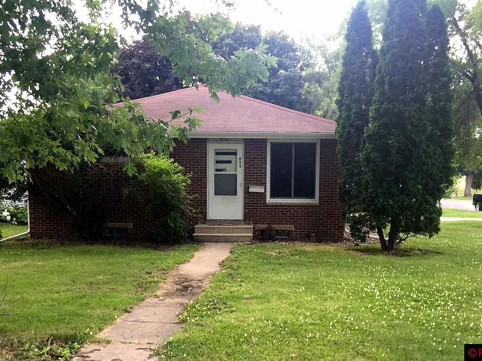 1st image of 824 N Washington Ave