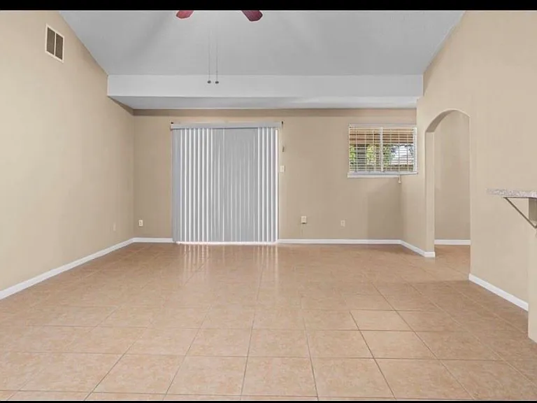 4114 Connorvale Rd — Photo 6