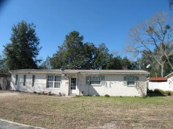 3040 W Dalehurst Dr, Jacksonville, FL 32277