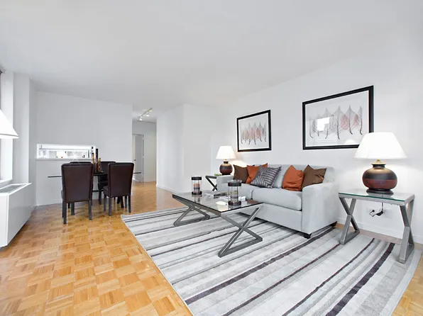 145 East 48th Street image 4 of 6