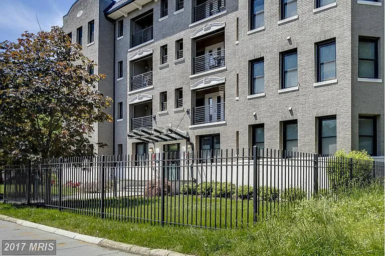 4800 Georgia Ave NW Unit 205 photo 1