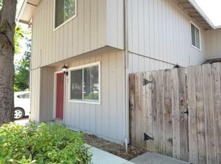 747-749 & Spg #751, Medford, OR