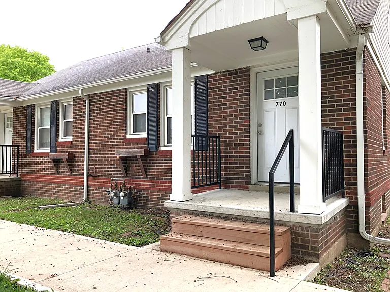 770 Ottawa St — Photo 10