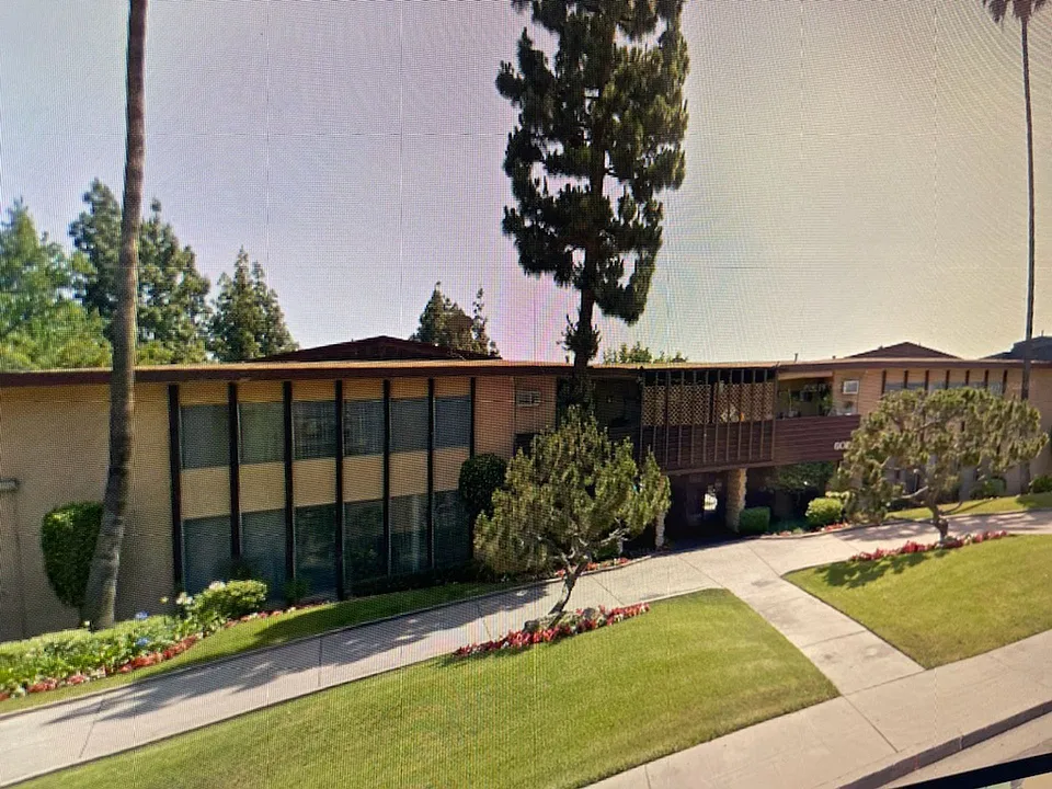 046 - 602 Fairview