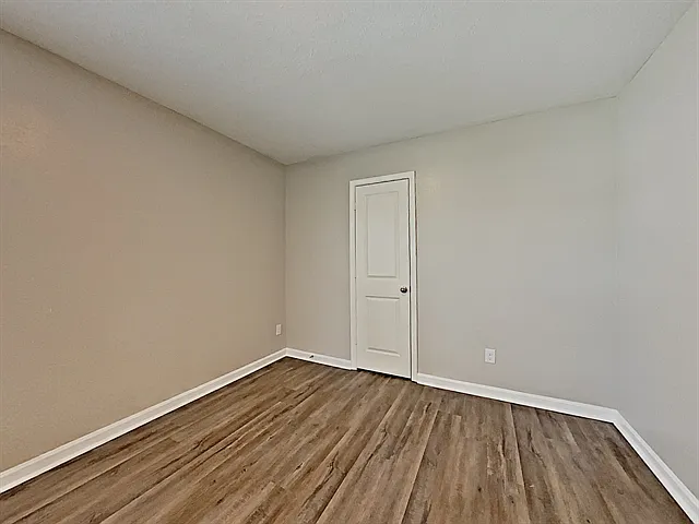3435 Ridge Hill Pkwy — Photo 18