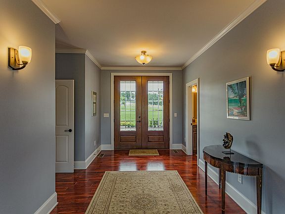 3rd image of 125 Pinehurst Dr