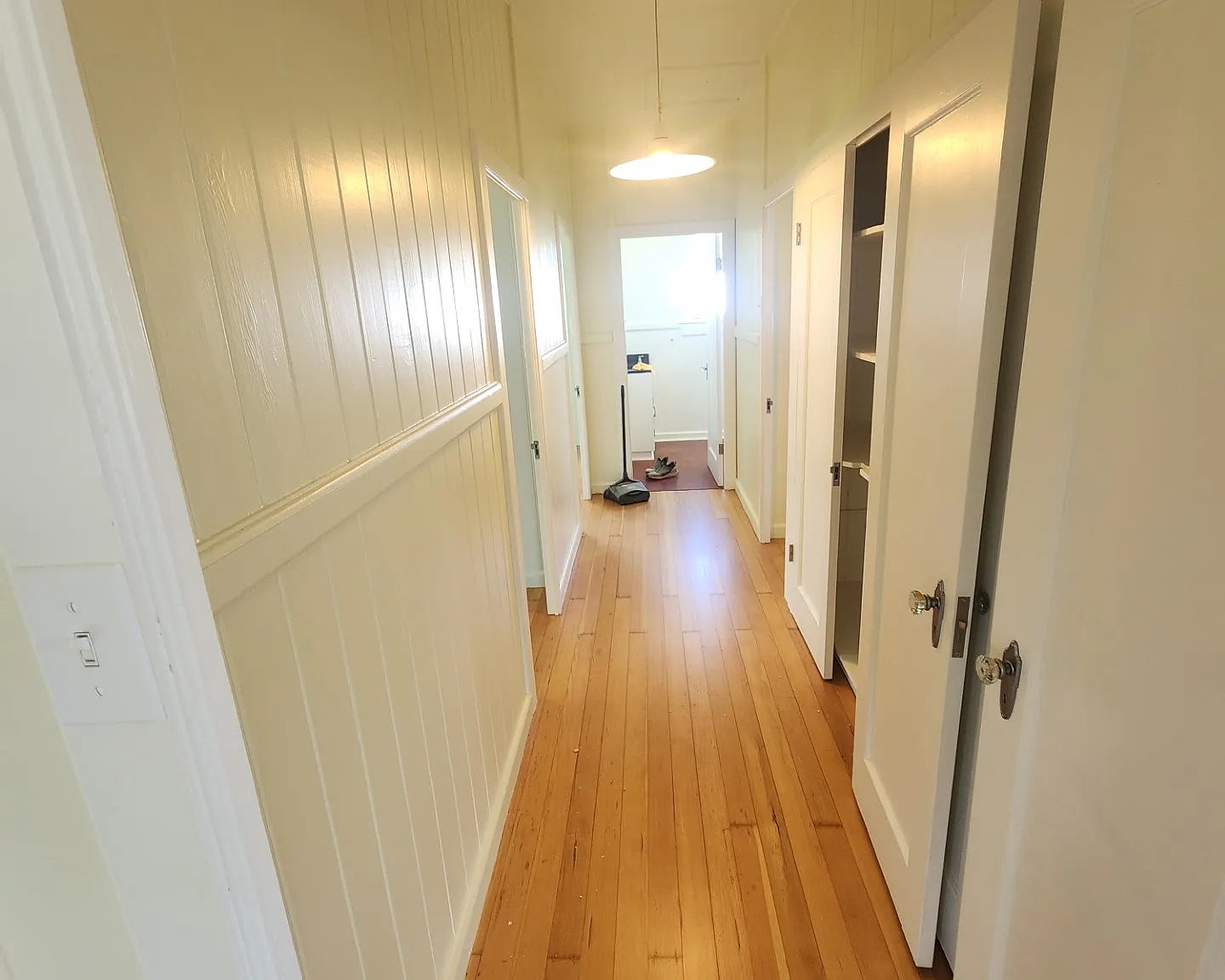 4 bed, 2650 sqft, $3,300 — Photo 4