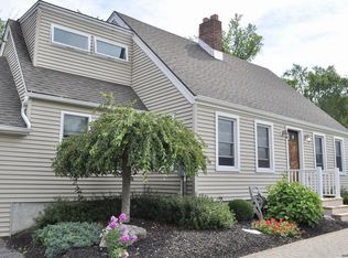 124 I Rd #G, Altamont, NY 12009