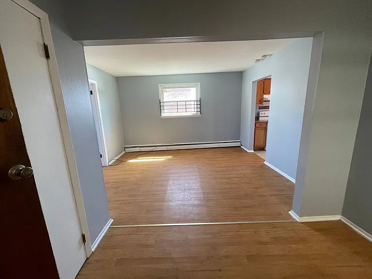 265 Prospect St — Photo 8