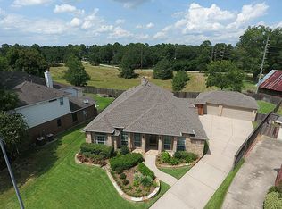 20202 Honey Locust Hill Dr, Spring, TX 77388