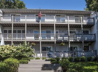 3216 N Shore Dr, Delavan, WI 53115