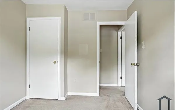 9230 Woodcreek Ct — Photo 14
