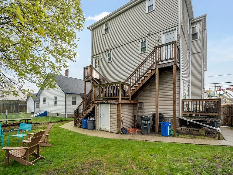 148 Brook Rd #2 — Photo 35