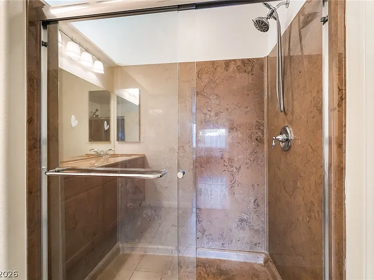 8137 Crimson Creek Ct — Photo 14