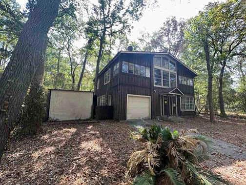 1st image of 15860 Oak Dr