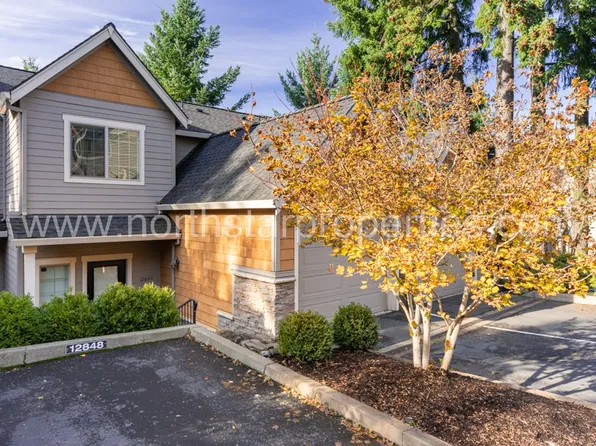12844 Boones Ferry Rd, Lake Oswego, OR 97035