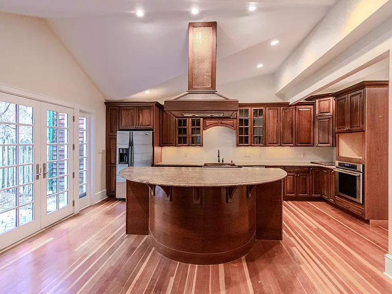 54 E Lake Stable Rd — Photo 15