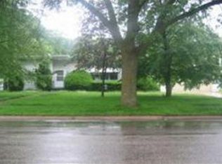 901 Broadway Ave S, Spring Valley, MN 55975