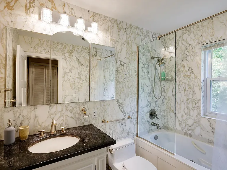 9420 Holland Ave — Photo 25