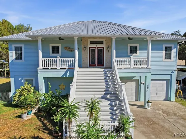 5 Palm Dr, Yankeetown, FL 34498