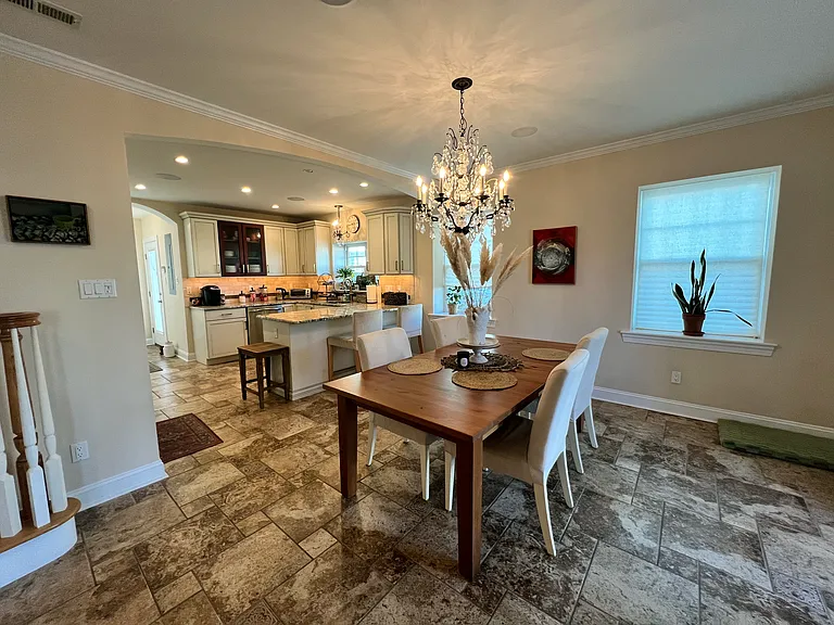 2 Circle Dr — Photo 3