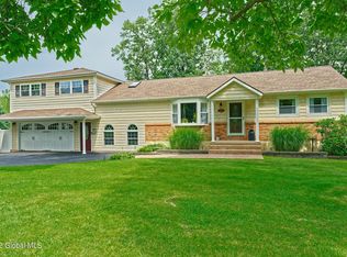 1152 Mariaville Rd, Schenectady, NY 12306