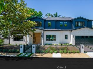 11161 Valley Spg, North Hollywood, CA 91602