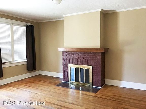2nd image of 224 N Sampson Ave