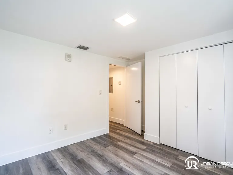 1985 Bay Dr #107 — Photo 19