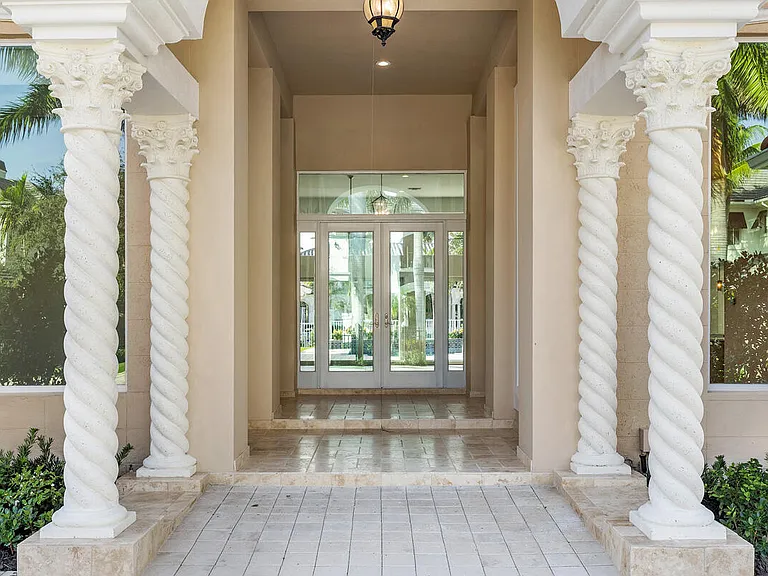 533 E Alexander Palm Rd — Photo 13