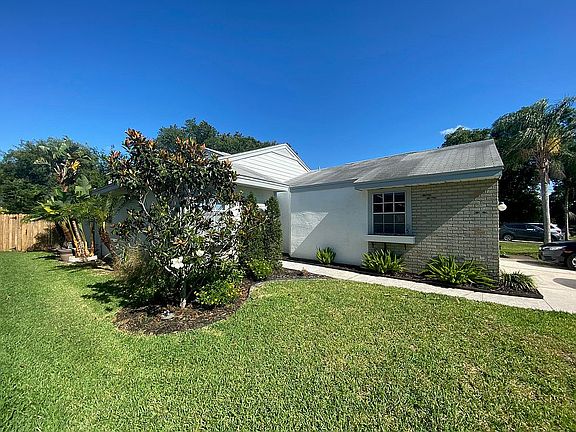 4th image of 341 Phlox Dr
