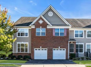 2464 Canterbury Ln, North Brunswick, NJ 08902
