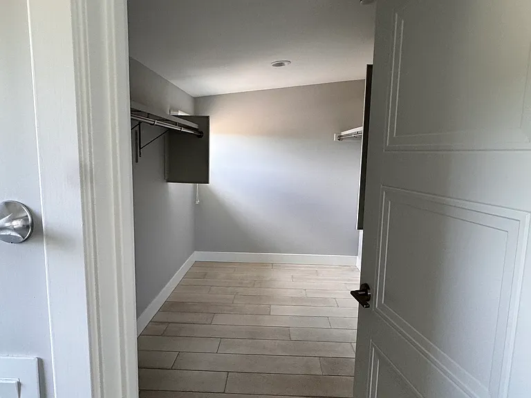 4525 N 40th St #9 — Photo 19