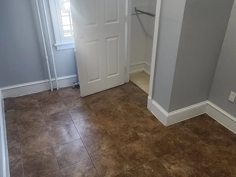 14 Garfield St #2 — Photo 2