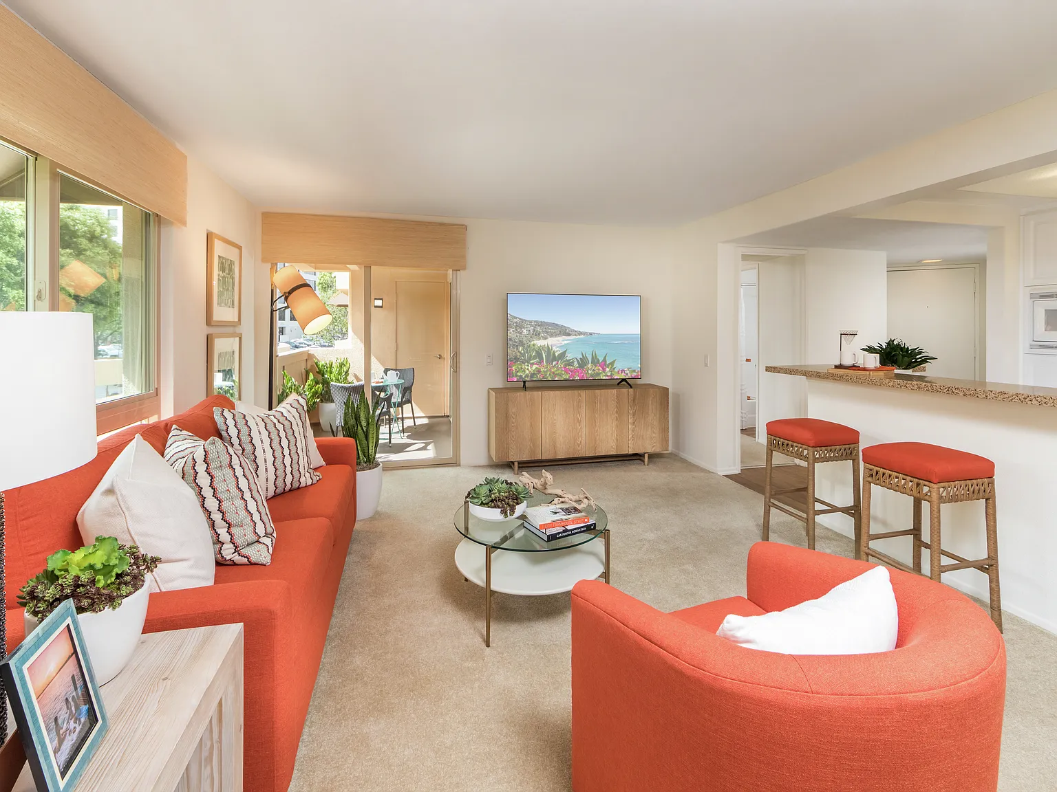 Dartmouth Court Apartments — Photo 2