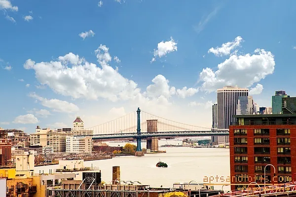 Rented by aptsandlofts.com | media 16