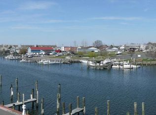 208 Muir St, Cambridge, MD 21613