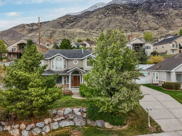 3592 W Canyon Heights Dr, Cedar Hills, UT 84062