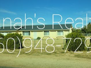 22250 Miramot Rd, Apple Valley, CA 92308