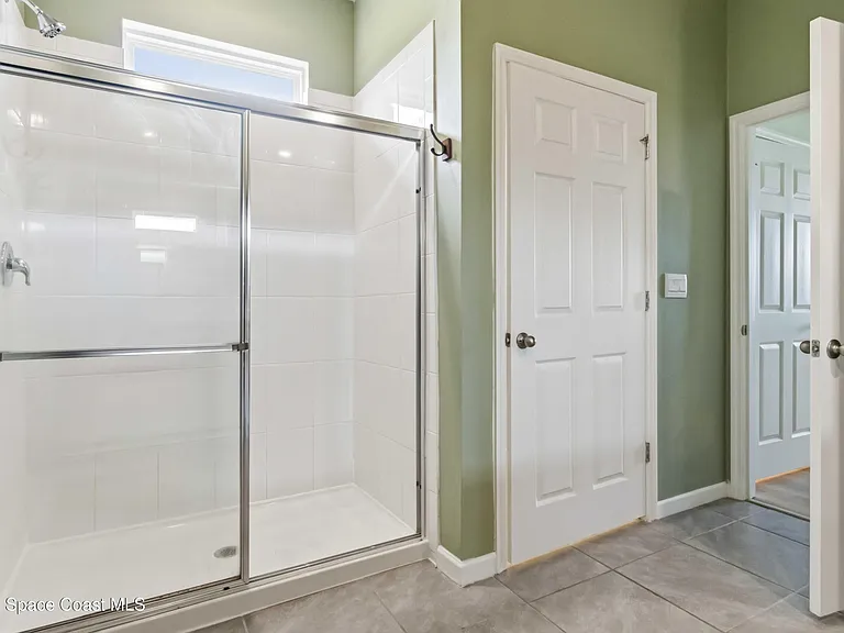 5349 Waterfall Pl — Photo 28