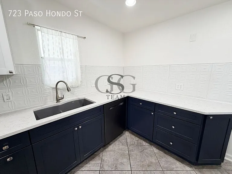 723 Paso Hondo St — Photo 38