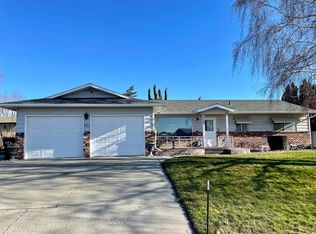 401 Wyant Way, Grandview, WA