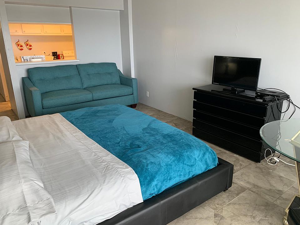1st image of 7310 Seawall Blvd APT 400
