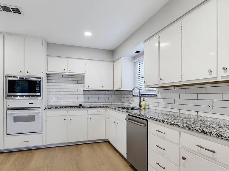 54 Legend Rd — Photo 12