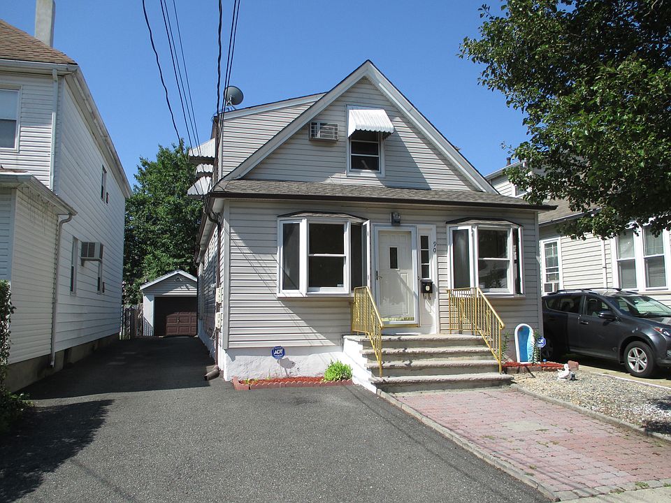 1st image of 90 Avenue C