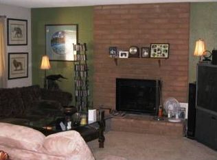 6894 N Rowell Ave, Fresno, CA 93710