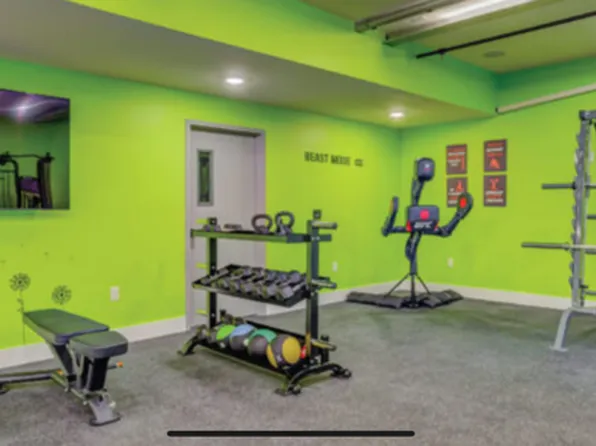 311 Sip Avenue image 16 of 61