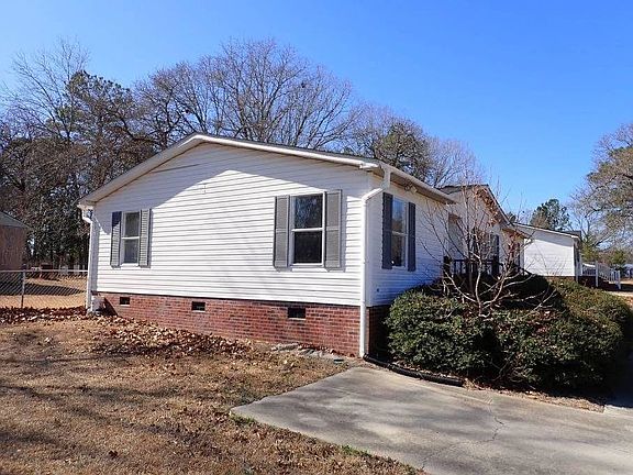 2nd image of 15 Tryon Ct W