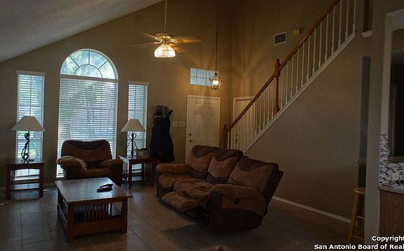 3rd image of 9707 Kelton Dr