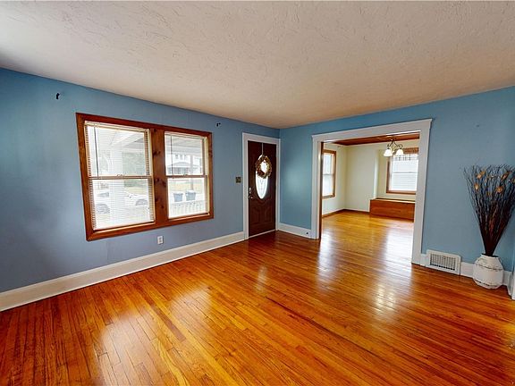 2nd image of 5156 Haverford Dr